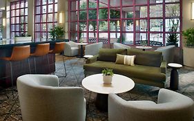 Atlanta Marriott Suites Midtown